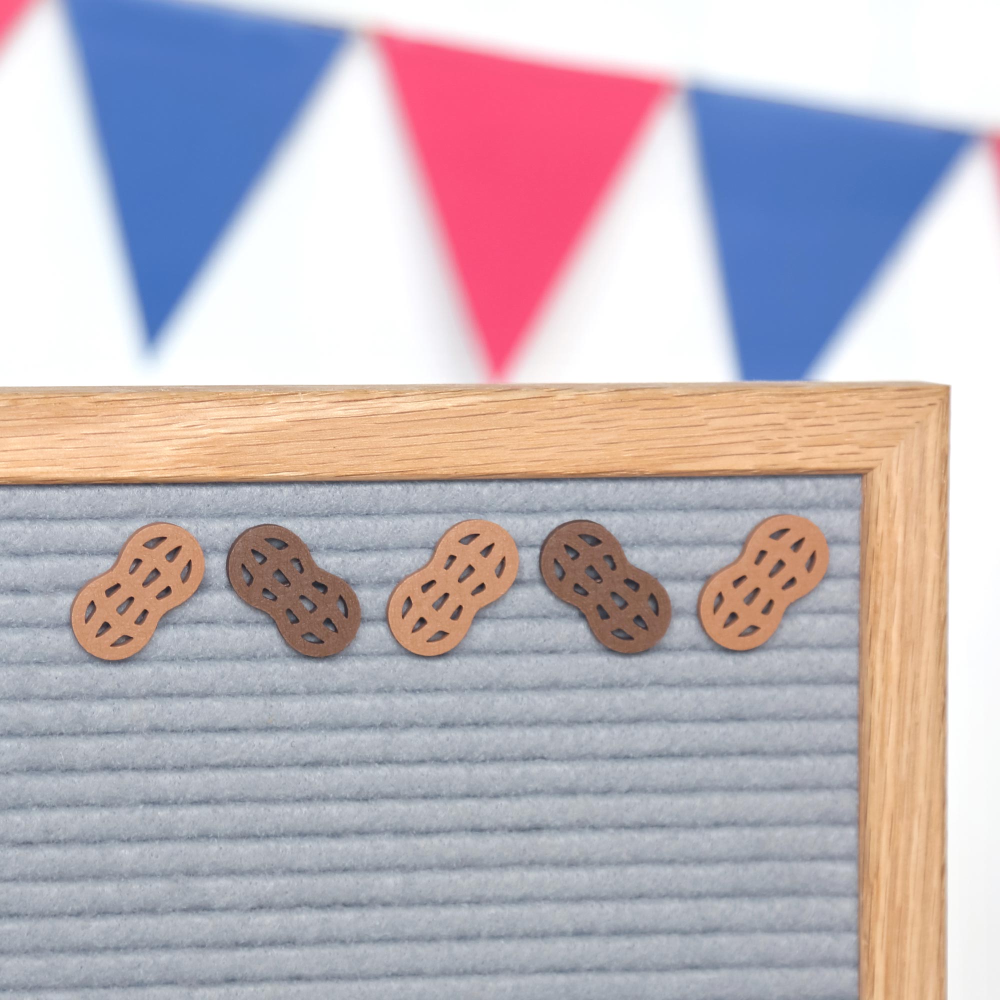 Peanuts – Candy Letters